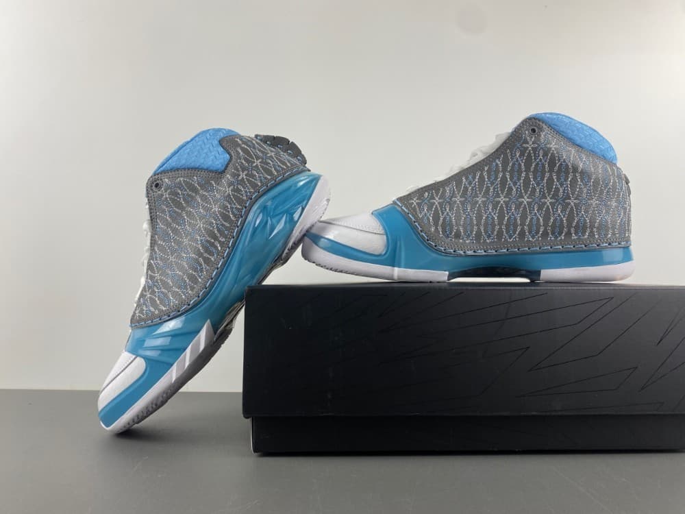 Air Jordan 32