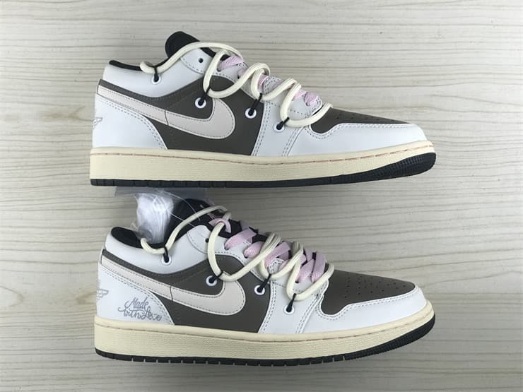 Air Jordan 1 Low