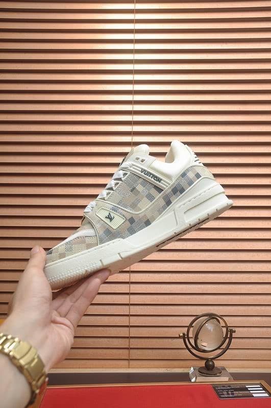 LV sz39-44 hnx0615