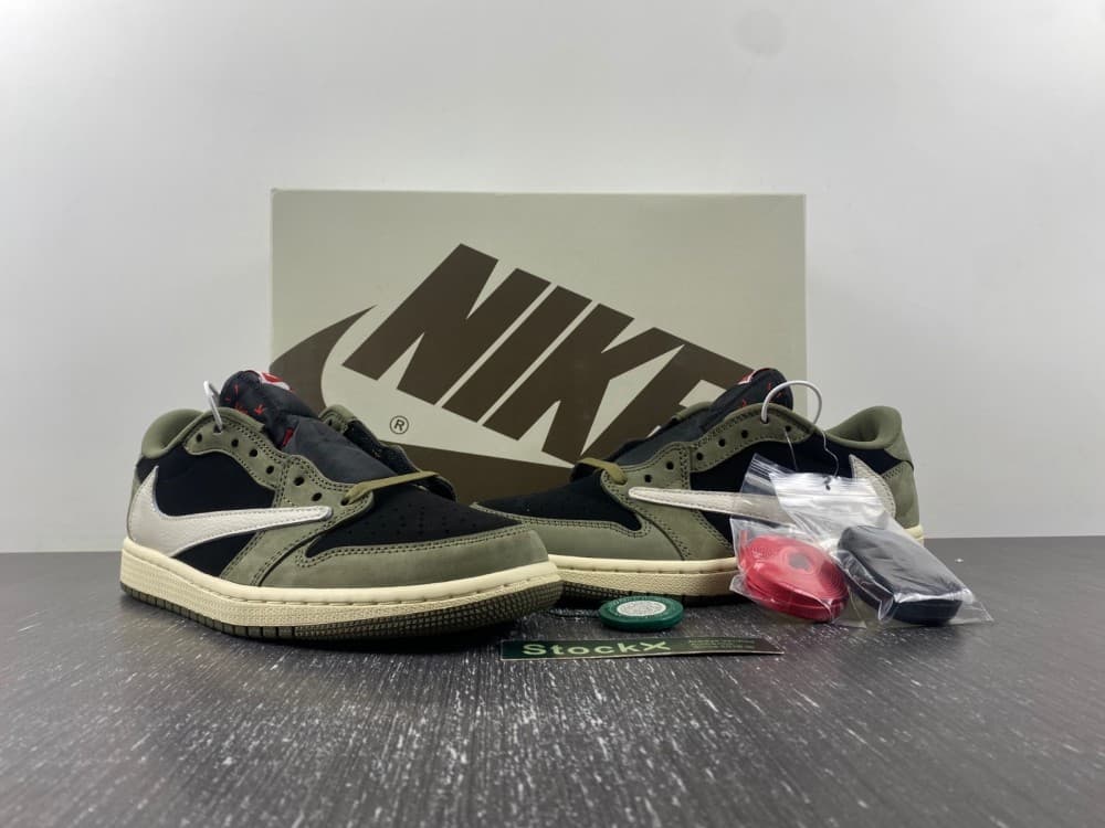 TS x AJ1 Air Jordan 1 Low OG