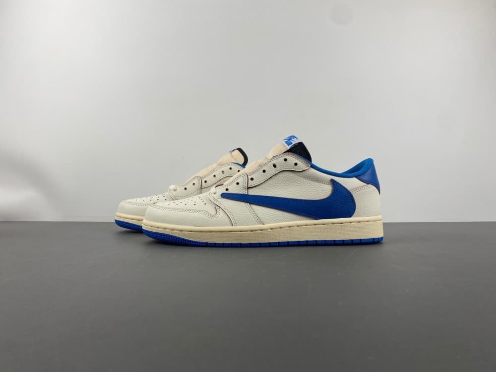 God Edition 1. Travis ScoG Hiroshi Fujiwara 2.0 Lightning White/Blue Swoosh Low-Top