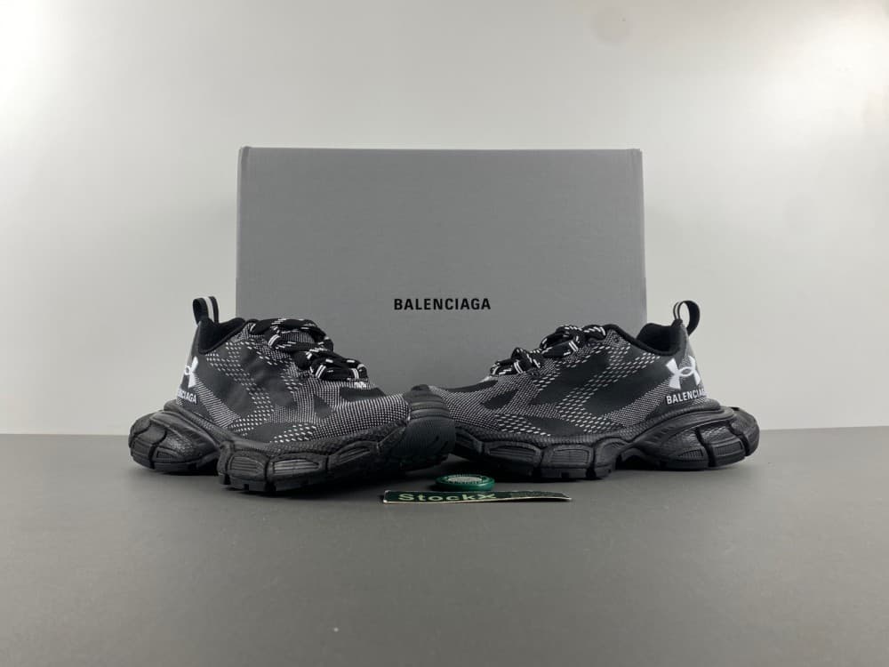 IAGA -PHANTOM SNEAKER