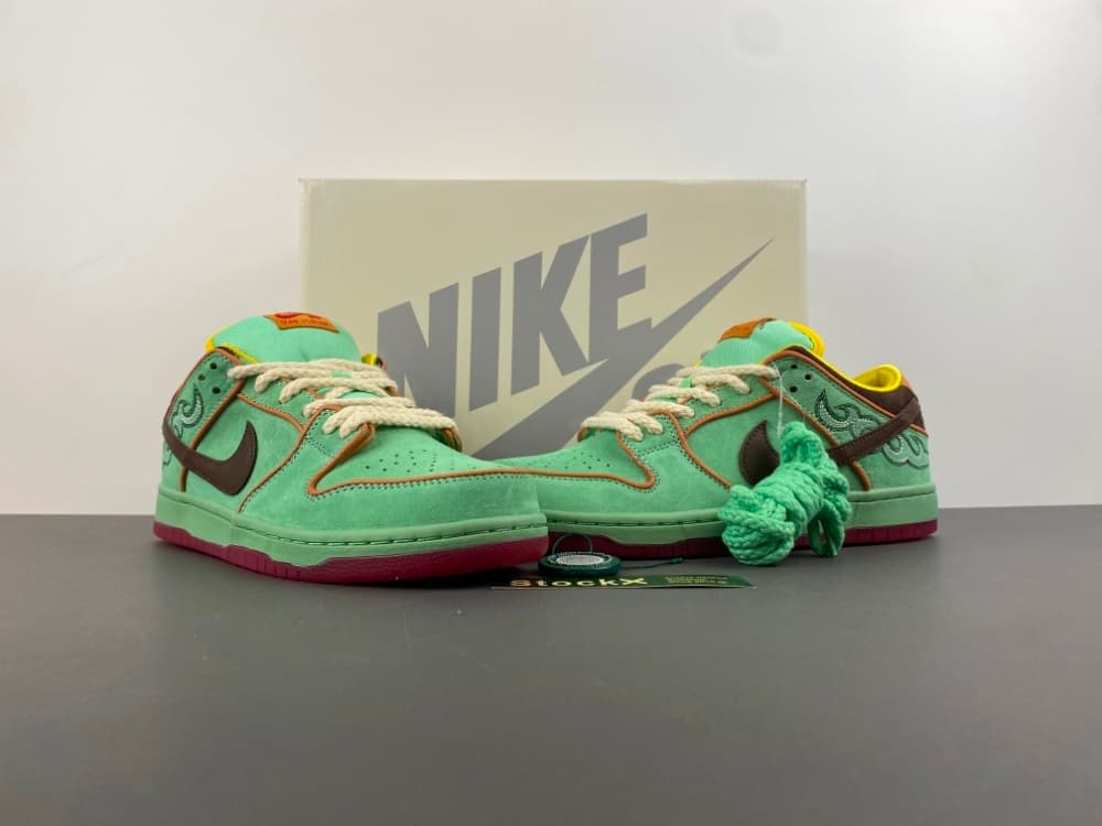 Nike SB“BHM”:HF3058-300 Nike SB Dunk Low “BHMSB Dunk Low“BHM”