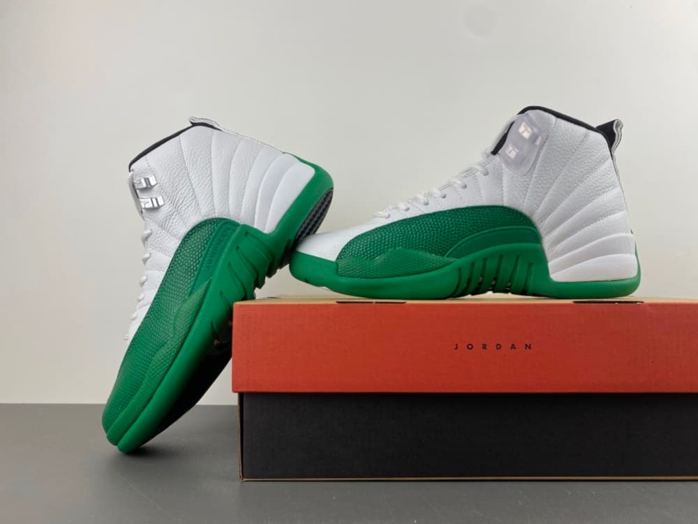 Air Jordan 12