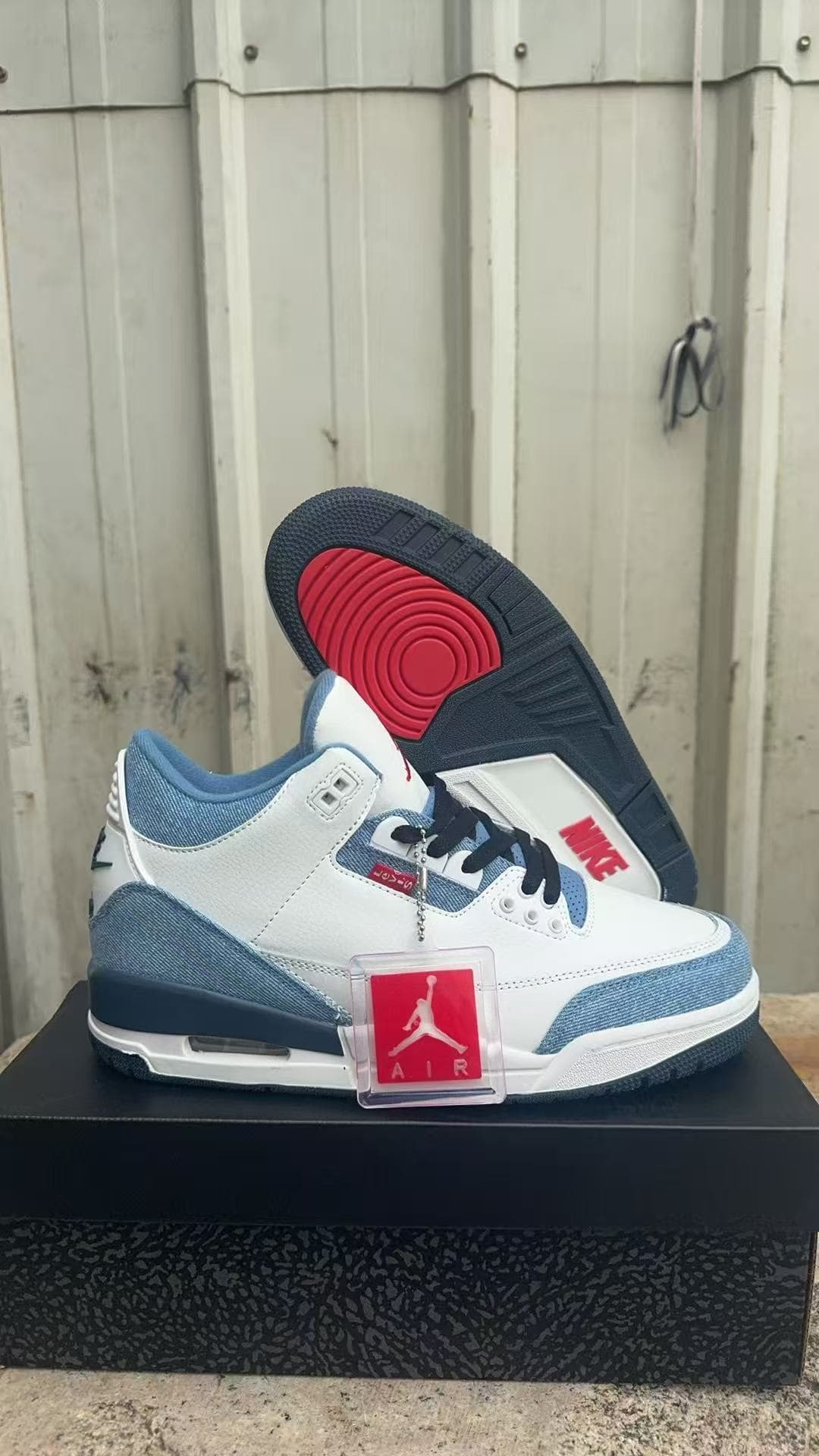 Air Jordan 3 custom-made classic A bestseller.