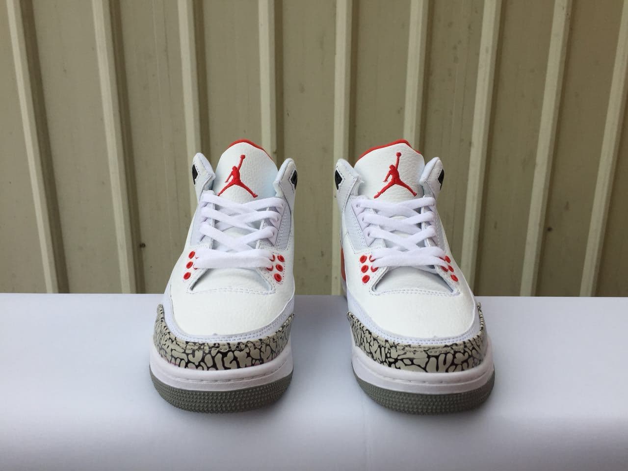 Air Jordan 3 Retro Fire Red