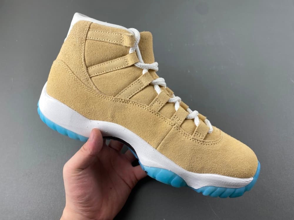 Air Jordan 11 Retro “ “City ,