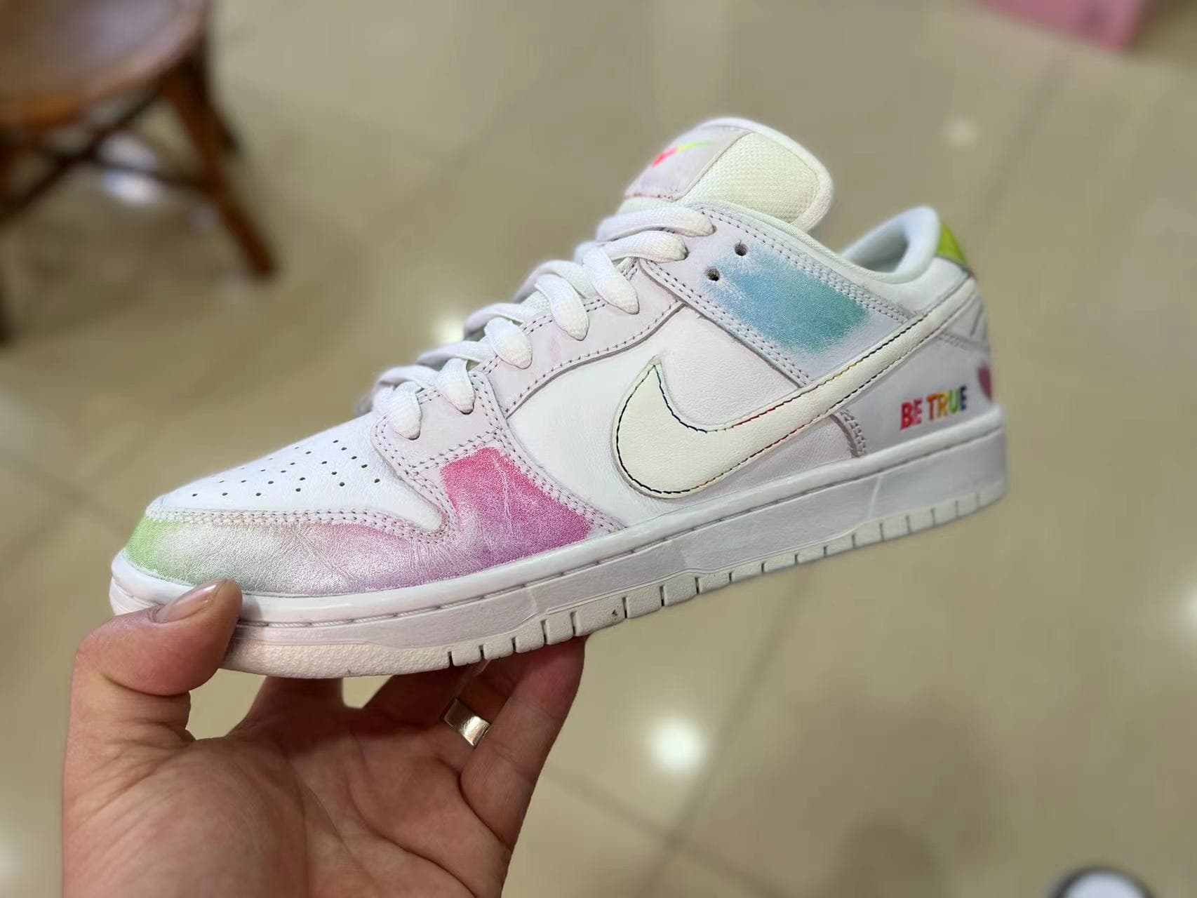 Nike SB Dunk Low “Be True“