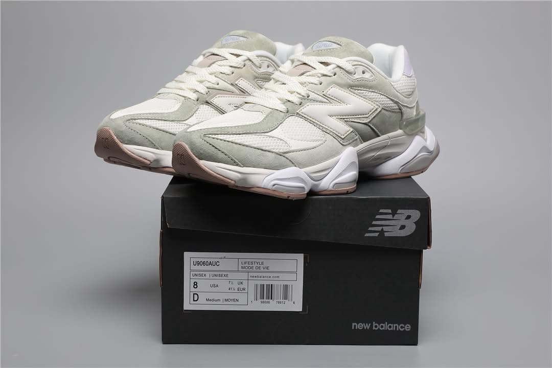 New Balance 9060 AUC