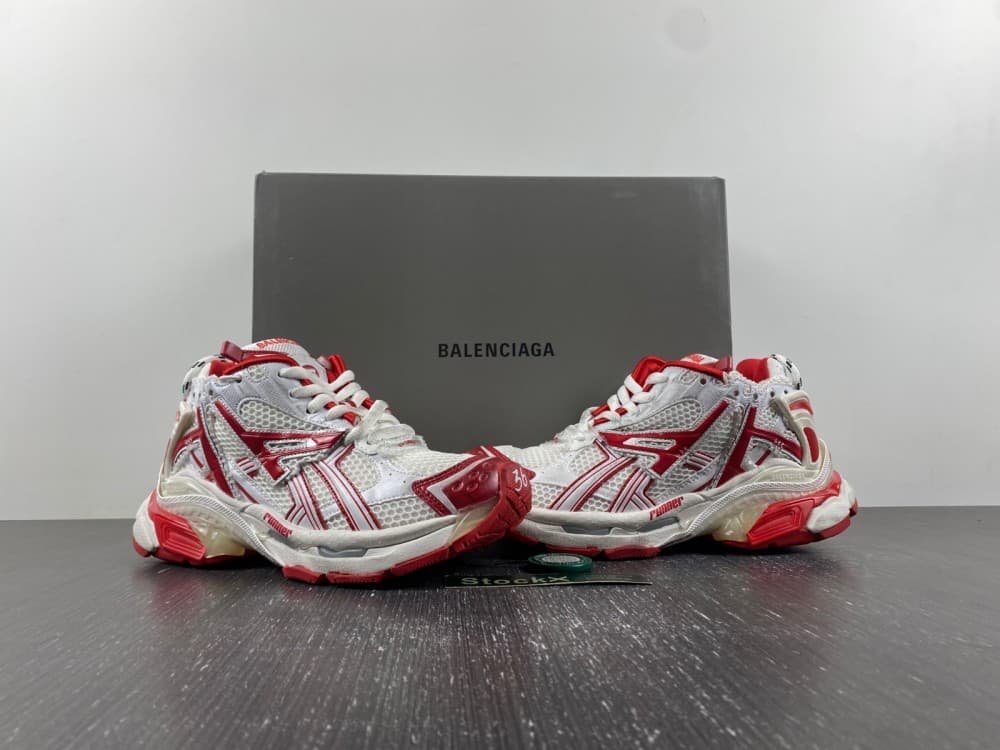 7.0 Balenciaga