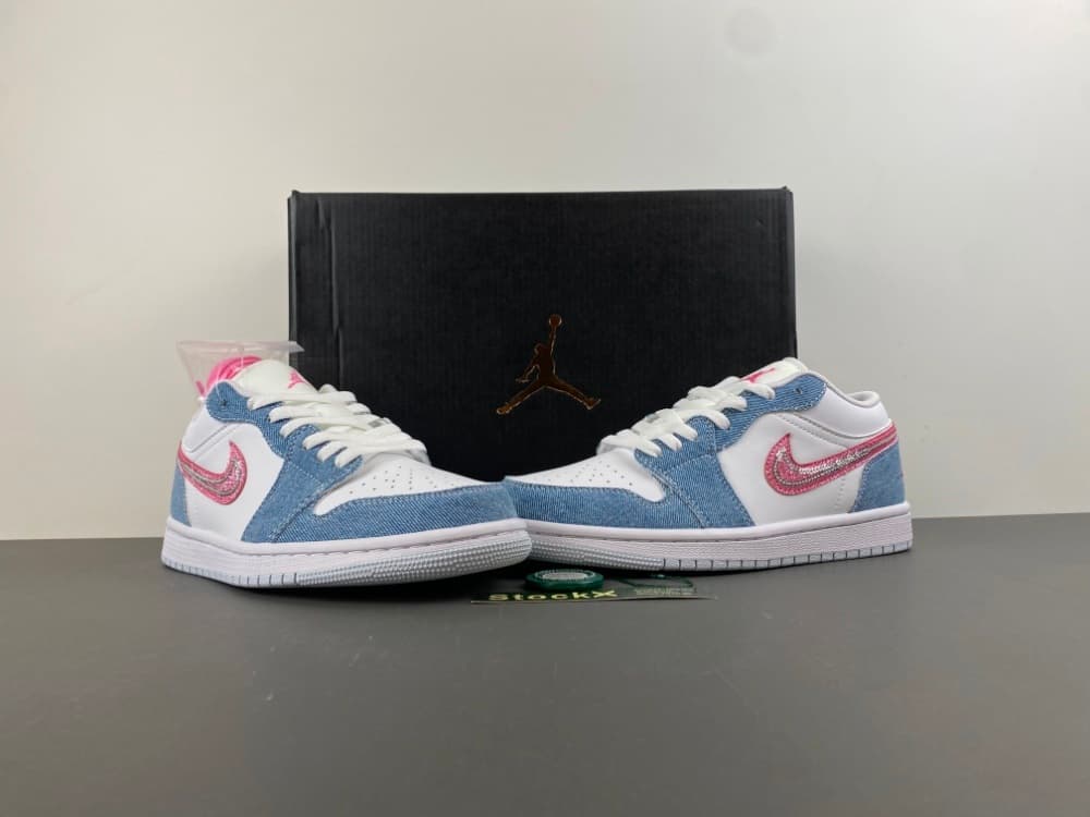 Air Jordan 1 Low White/Blue/Pink Denim.